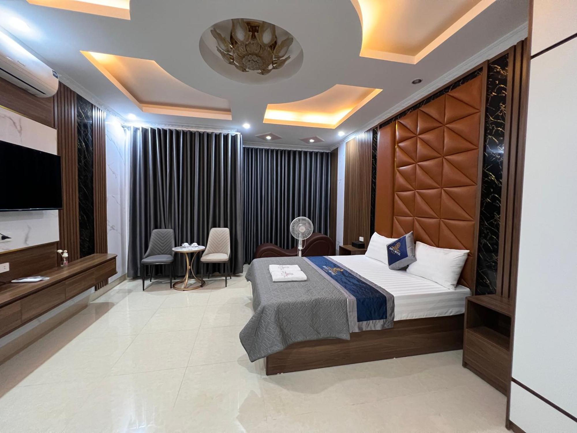 Ruby 2 Hotel Hanoi Buitenkant foto